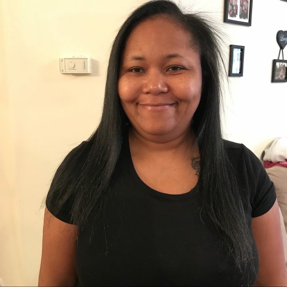 Meet your Posher, Flora